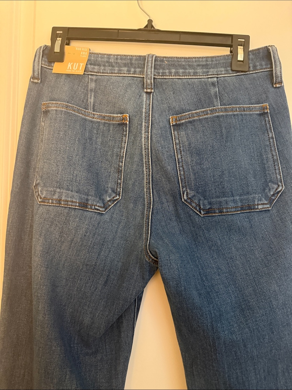 Kut from the Kloth Medium Dark Blue Flare Jeans with Front Patch Pockets - Picture 6 of 7
